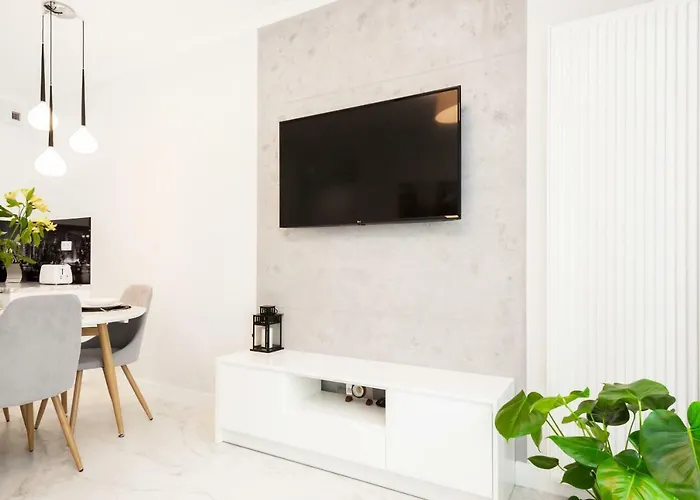 Apartment Dzielna By Renters