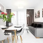 Appartement Dzielna By Renters *
